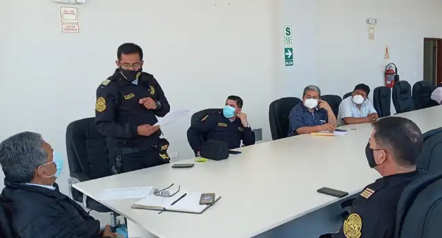 Autoridades y Policía El Porvenir