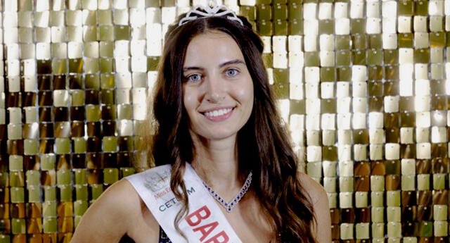 Conoce a la mujer que logró convertirse en finalista del Miss Inglaterra sin maquillarse el rostro