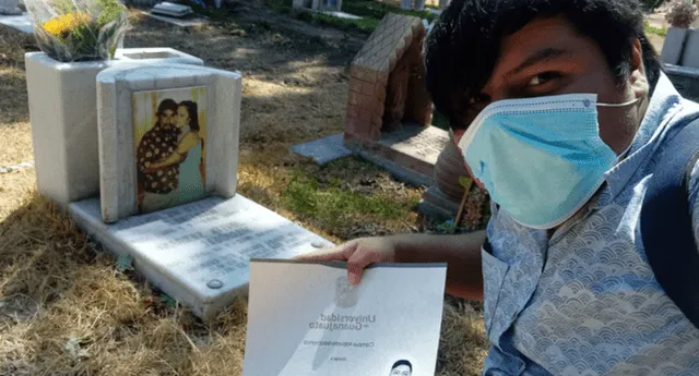 El joven se volvió viral en redes sociales y muchos usuarios felicitaron su logro. Foto: captura de Facebook/Marcos Eduardo Mejorado