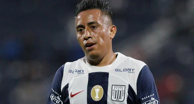 Christian Cueva sufrió una dolencia en la rodilla que lo alejará de las finales de la Liga 1 2023. Foto: La República