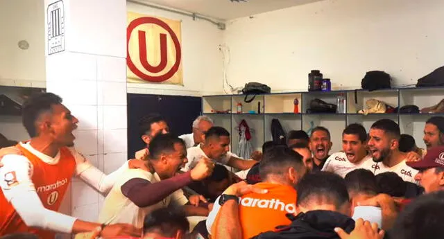 Aldo Corzo, capitán de la 'U', fue el encargado de cerrar la arenga crema. Foto: captura de YouTube/@Universitario