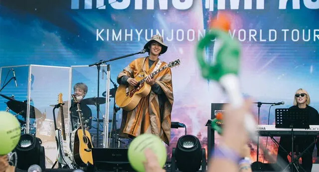 Kim Hyun Joong durante su concierto en Lima . Video: Kim Hyun Joong Instagram