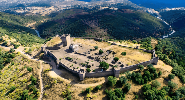  Es una villa pequeña del Bajo Alentejo multicultural. Foto: Rayanos<br>    