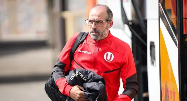 Carlos Compagnucci dirigió a Universitario de Deportes y Alianza Atlético de Sullana en el fútbol peruano. Foto: Twitter/Universitario de Deportes Carlos Compagnucci dirigió a Universitario de Deportes y Alianza Atlético de Sullana en el fútbol peruano. Foto: Twitter/Universitario de Deportes