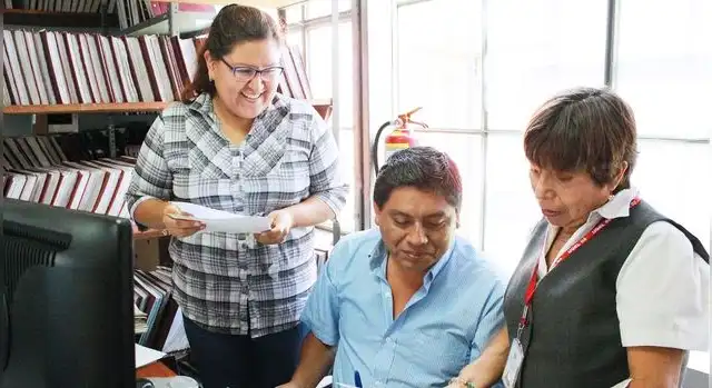 Trabajadores del sector público tendrán aumento de sueldo este 2025. Foto: Andina. Trabajadores del sector público tendrán aumento de sueldo este 2025. Foto: Andina.