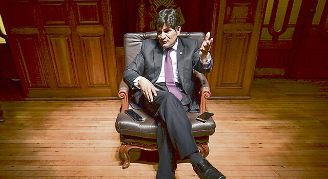 Participación de UNSA en examen de JNJ enfrenta a rector y decano de facultad en Arequipa