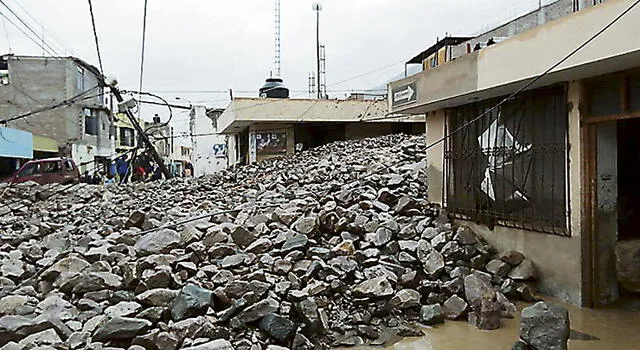 Desastre en Arequipa tras huaicos y lluvias [FOTOS y VIDEOS]