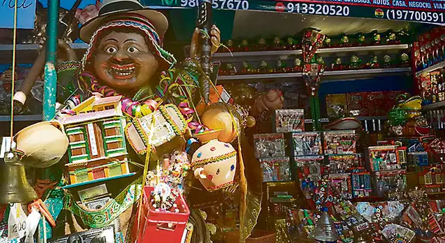 Puno: Alasitas, la feria de miniaturas que invita a soñar con lo que quieres [VIDEO]