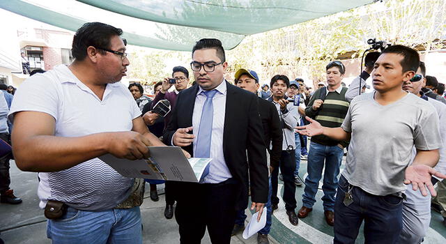 El martirio de los choferes por obtener su brevete en Arequipa