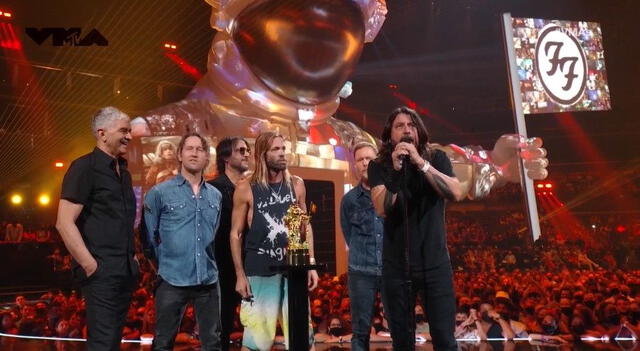 Foo Fighters en los MTV VMAs 2021.  Fuente: captura MTV Video Music Awards 2021 / MTV