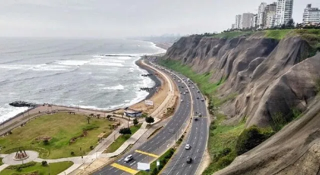 El litoral de la Costa Verde está ubicado en la parte suroeste de Lima Metropolitana y el Callao. Tiene una longitud aproximada de 22.5 km. Foto: Andina   