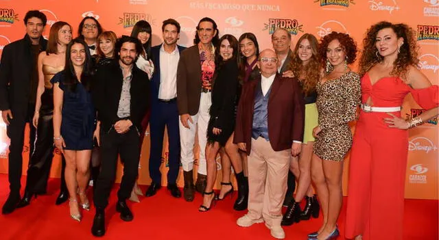 Elenco completo de 'Pedro el escamoso 2'. Foto: Caracol Tv.   