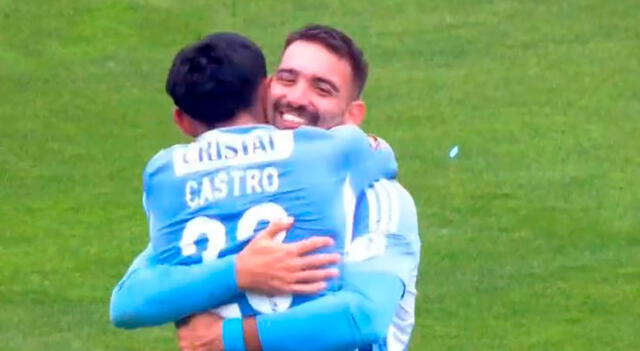  Maxloren Castro celebrando junto con Martín Cauteruccio. Foto: captura de L1 Max.   