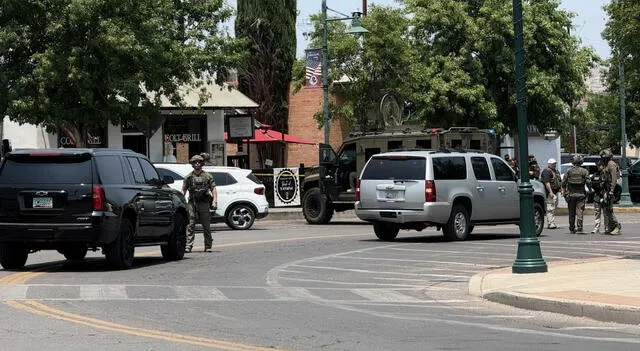 Medios locales reportaron redadas simultáneas en Arizona. Medios locales reportaron redadas simultáneas en Arizona.