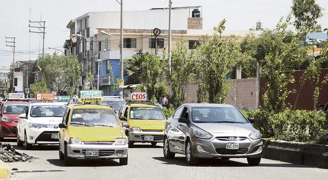Taxis en ciudad de Arequipa