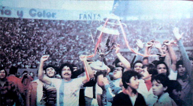 <em> ADT fue campeón de la Copa Perú 1979 y ascendió al fútbol profesional por primera vez en su historia. Foto: Diario La Crónica (archivo DeChalaca) </em>   
