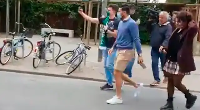 Claudio Pizarro: hinchas del Werder Bremen lo despidieron entre cánticos y aplausos Claudio Pizarro: hinchas del Werder Bremen lo despidieron entre cánticos y aplausos