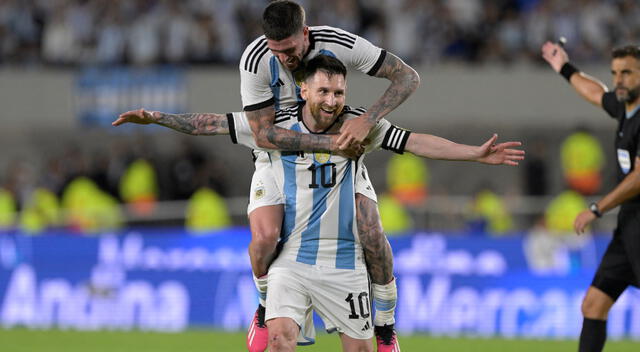 Argentina venció 2-0 a Panamá en su primer partido como campeón del mundo. Foto: EFE   