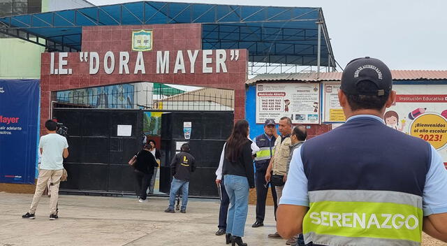  Evacuan colegio Dora Mayer del Callao ante amenaza de balacera. Foto: difusión   