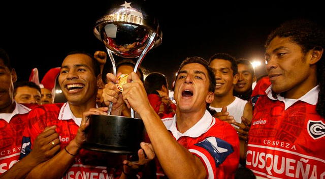 Cienciano es el primer, y hasta ahora único, club peruano en proclamarse campeón de torneos internacionales. Foto: archivo/GLR   