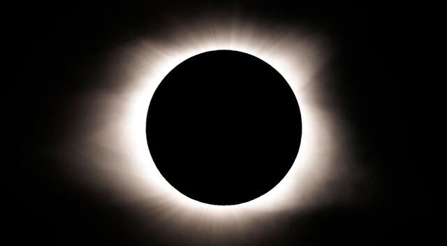 El eclipse solar se vio de manera parcial en Colombia, Ecuador y Venezuela. Foto: AFP   