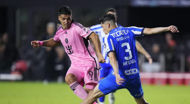 Luis Suárez fue titular en el partido de ida. Foto: AFP 