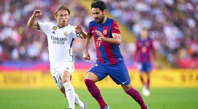 La historia del clásico Real Madrid vs. Barcelona se remonta al año 1902, por la extinta Copa de la Coronación. Foto: AFP   