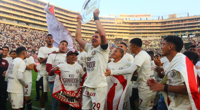 Universitario celebrando el título del Torneo Apertura. Foto: La República   