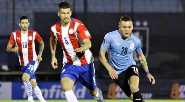 Uruguay y Paraguay se reencuentran tras más de dos años. Foto: AFP 