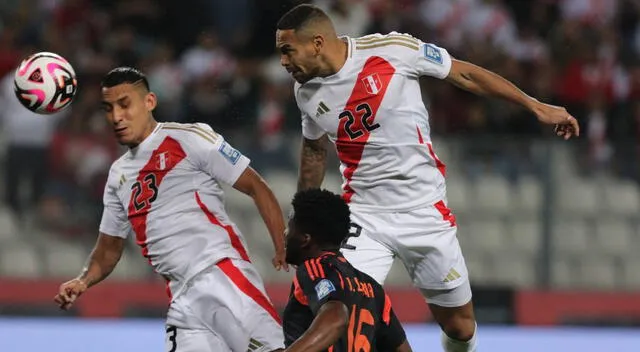 Alexander Callens fue titular en el empate ante Colombia por las Eliminatorias. Foto: La República/Luis Jiménez.   