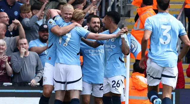 Durante los años comprendidos en la acusación que pesa en su contra, Manchester City ganó ocho títulos de la Premier League. Foto: AFP   