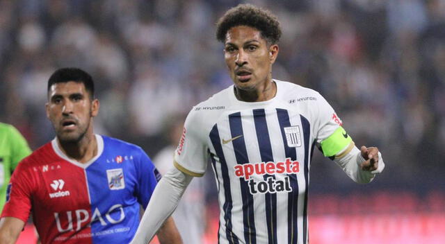  Paolo Guerrero debutó y le dio una alegría a los hinchas de Alianza Lima. Foto: La República/Luis Jiménez 