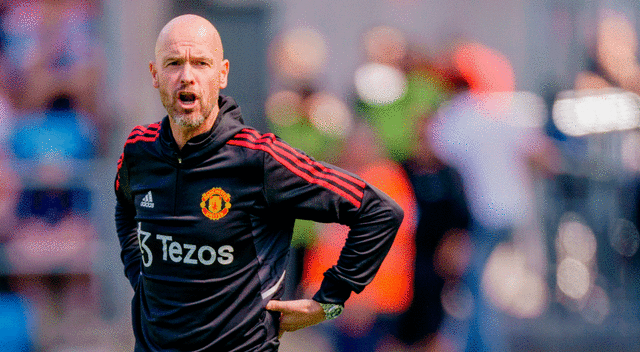 Erik Ten Hag tiene dos títulos con United. Foto: AFP   