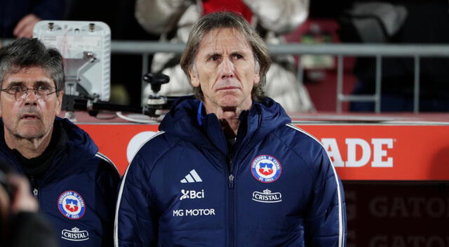 Ricardo Gareca tiene a la selección chilena en el fondo de la tabla de las Eliminatorias. Foto: AFP   