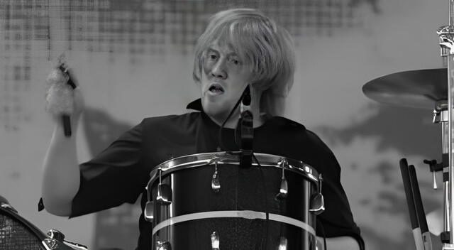  Bob Bryar, exbaterista de My Chemical Romance, fallece a los 44 años.   