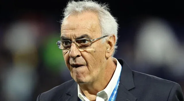 Jorge Fossati duró poco más de un año como DT de Perú. Foto: AFP   