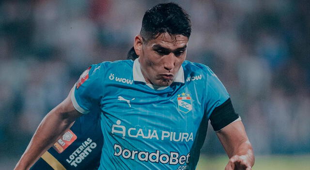 Hasta antes de su sanción, Irven Ávila era el '9' titular del club en el Clausura. Foto: Sporting Cristal   