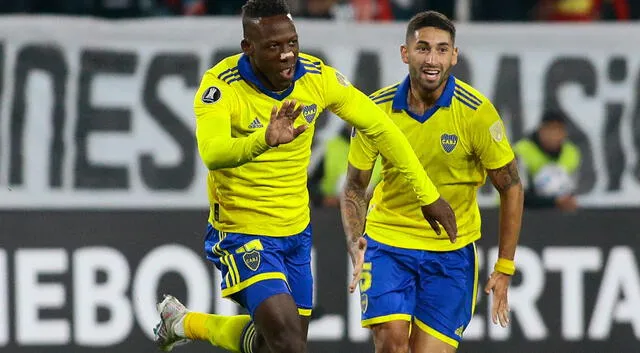 Advíncula sería titular en el superclásico argentino River Plate vs. Boca Juniors. <strong>Foto: AFP</strong>   