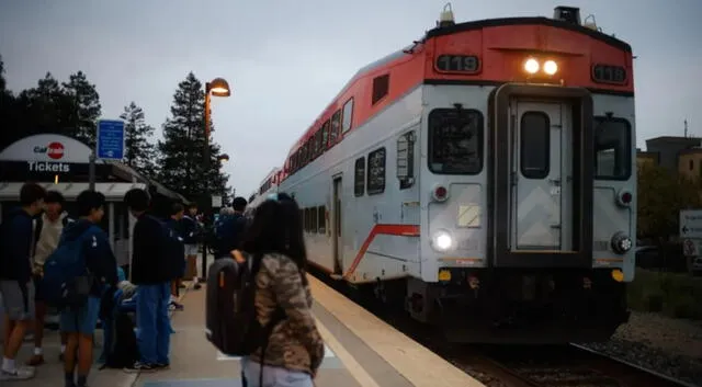 Traslado de trenes costará 17 millones de dólares. Foto: difusión   