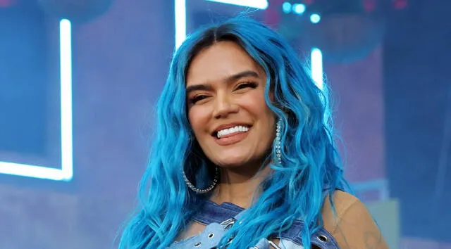 Karol G reveló en "MoluscoTV" las razones por las que no logró hacer una colaboración con Shakira.