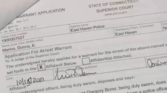 La mujer falsificó la firma del esposo en diversos tipos de documentos. Foto: captura de video/Fox61