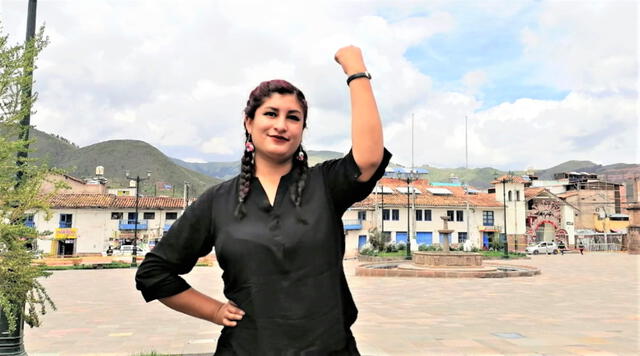 Ana cecilia Lucana, candidata con el N°2 por el Partido Morado para representar al Cusco en el Congreso. Va con el número 2.