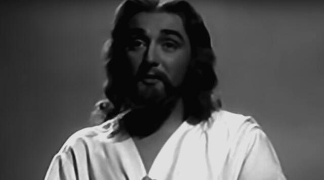 Enrique Rambal  como Jesus. Foto: YouTube.