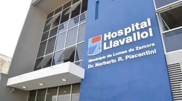 El menor fue trasladado al hospital de Llavallol, pero fue muy tarde y perdió la vida. Foto: Página 12 El menor fue trasladado al hospital de Llavallol, pero fue muy tarde y perdió la vida. Foto: Página 12