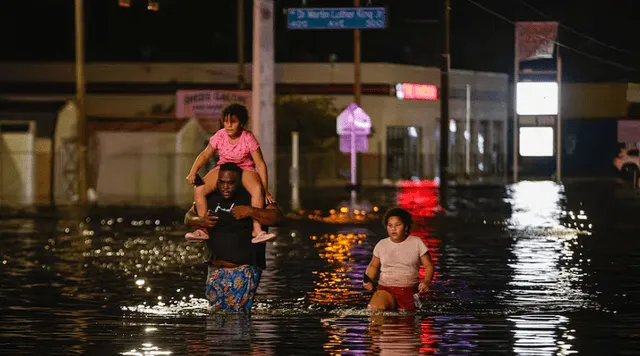  El huracán Helene causó pérdidas económicas significativas, lo cual ha logrado afecta significativamente a sectores como el turismo y la agricultura en Florida. Foto: Telemundo.   