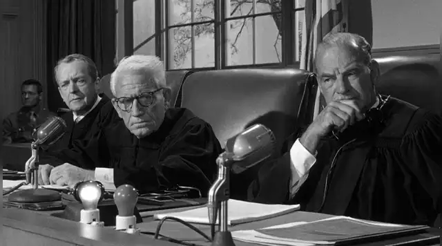 "Juicio de Núremberg" (1961) de Stanley Kramer. Imagen: Difusión. "Juicio de Núremberg" (1961) de Stanley Kramer. Imagen: Difusión.
