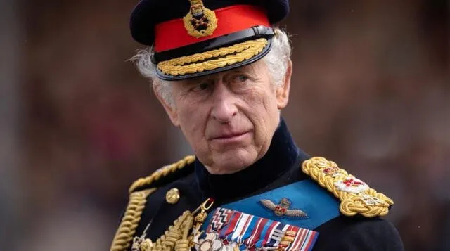  Carlos III será coronado como rey a sus 74 años. Foto: BBC News Mundo<br>    