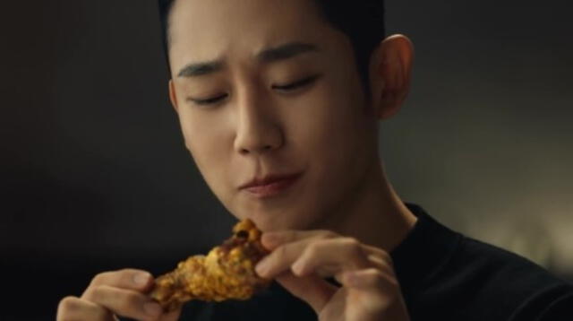 Jung Hae In es modelo de los restaurantes de pollo frito Puradak Chicken. Foto: vía Naver News