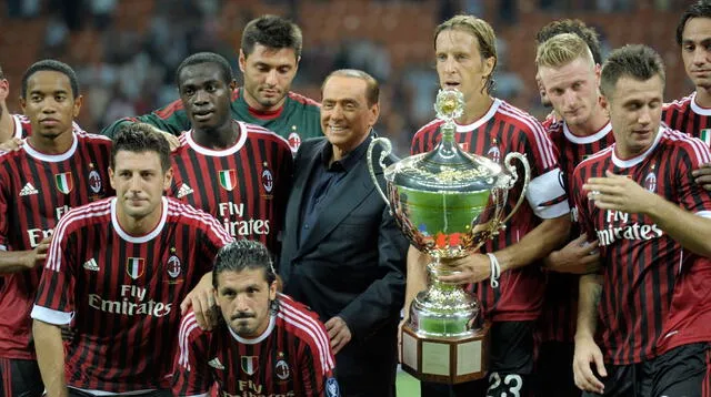  Silvio Berlusconi era un fanático del fútbol y más de AC Milan. Foto: Sky Sports<br>    