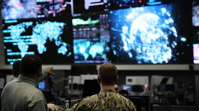  Los ataques cibernéticos se han convertido en una amenaza global que afecta a individuos, empresas y gobiernos por igual. Foto: US Cyber Command   